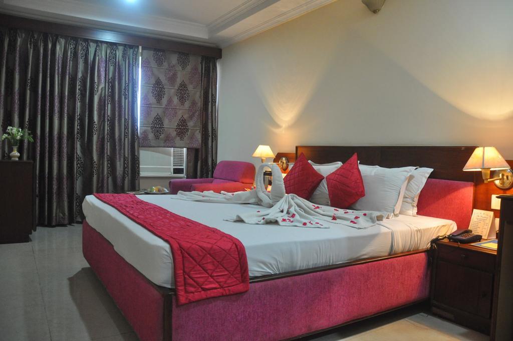 The Presidency Hotel Bhubaneswar Bilik gambar